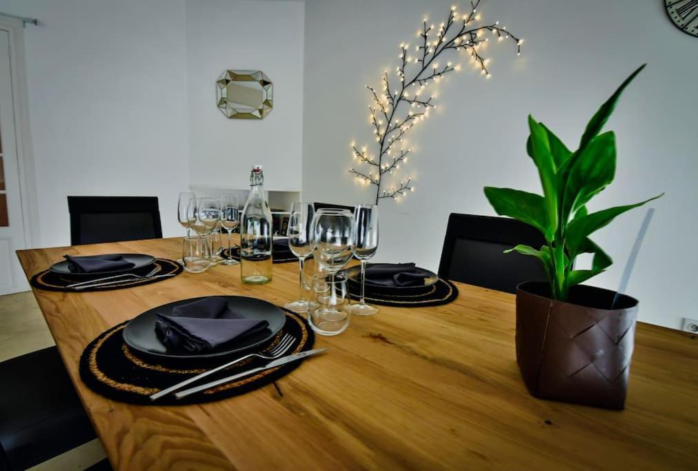 Grand Appartement De Haut Standing En Centre-Ville Montluçon Dış mekan fotoğraf