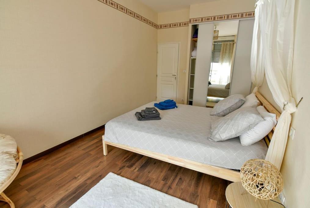 Grand Appartement De Haut Standing En Centre-Ville Montluçon Dış mekan fotoğraf